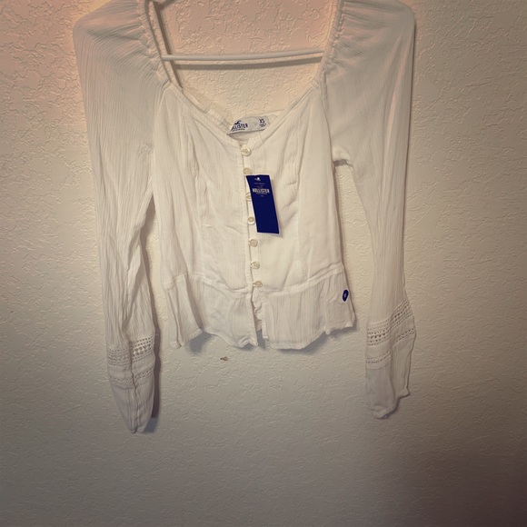 Brand new Hollister long sleeve women’s shirt - Picture 1 of 2